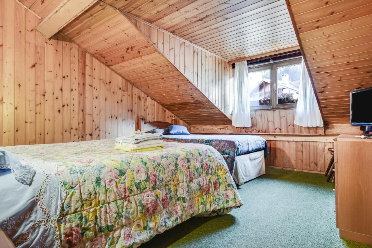 Apartmán Mansarda Tra Le Dolomiti Di Brenta Bocenago Exteriér fotografie