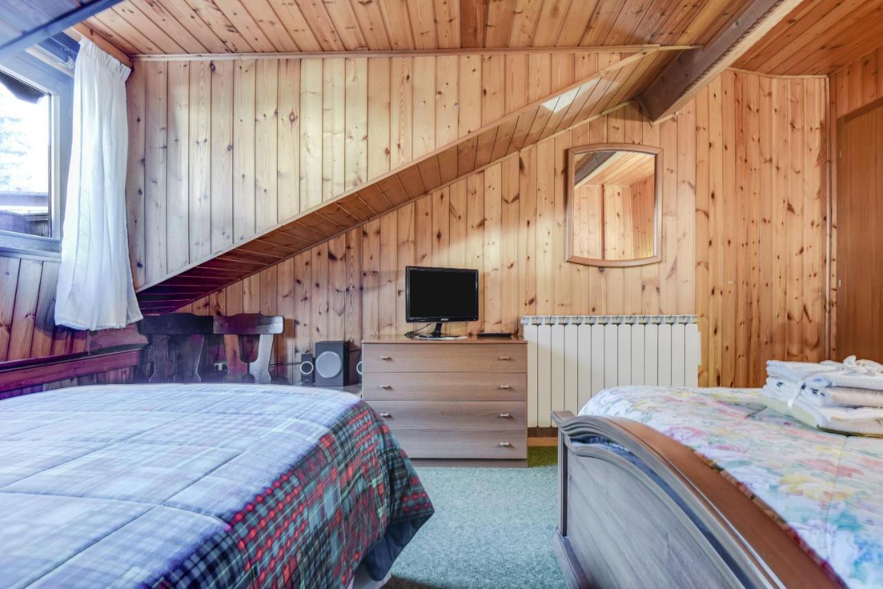 Apartmán Mansarda Tra Le Dolomiti Di Brenta Bocenago Exteriér fotografie