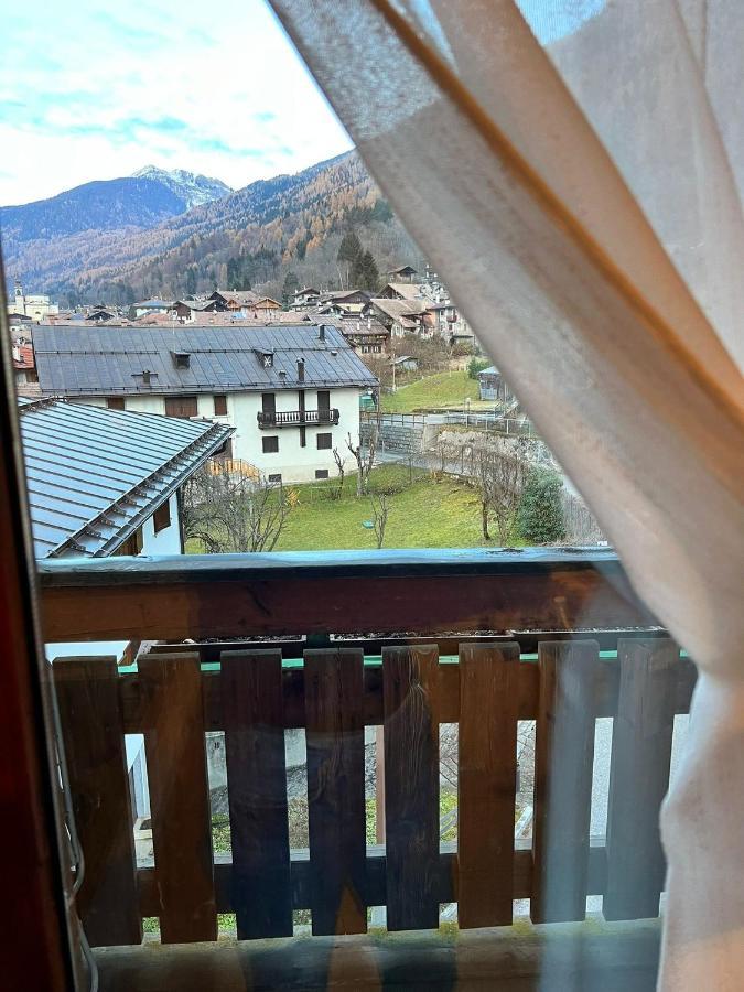 Apartmán Mansarda Tra Le Dolomiti Di Brenta Bocenago Exteriér fotografie